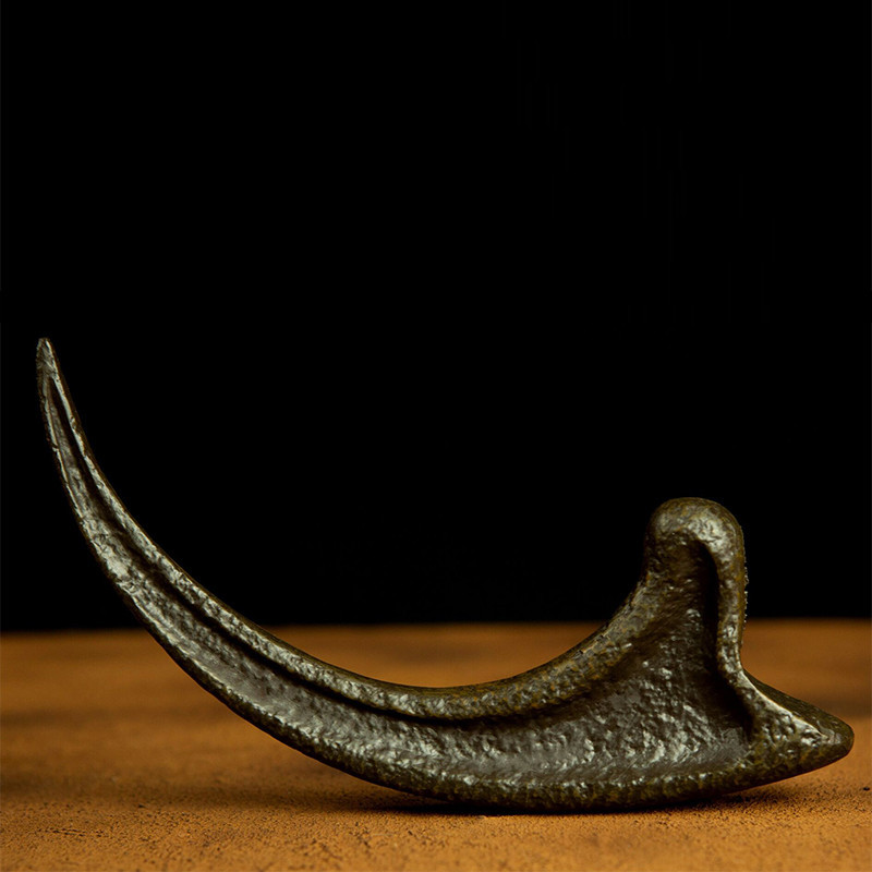 JURASSIC PARK Raptor Claw Replica Doctor Collector JURASSIC PARK Raptor Claw Replica Doctor Collector