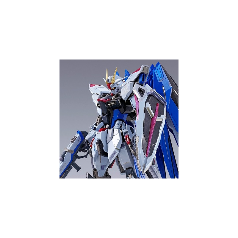 GUNDAM Figurine Metal Build Freedom Gundam Concept 2 Bandai
