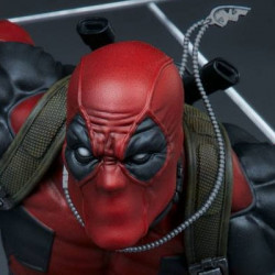 MARVEL COMICS Statue Deadpool Premium Format Sideshow