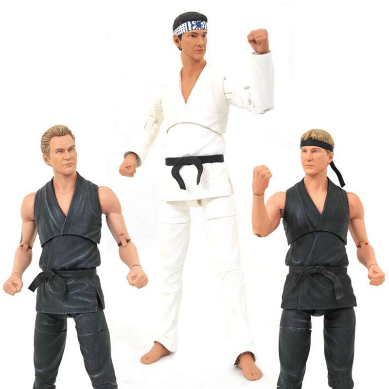 COBRA KAI Figurines Box Set SDCC 2021 Previews Exclusive Diamond Select Toys COBRA KAI Figurines Box Set SDCC 2021 Previews Exclusive Diamond Select Toys