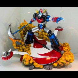  GRENDIZER Statue Goldorak & Spazer G-Link