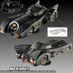 Hot Wheels - Batman - Batmobile Batman The Dark Knight Diecast Model 1:18 :  Amazon.fr: Jeux et Jouets