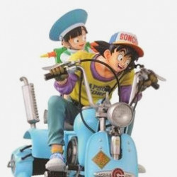DRAGON BALL statue Ichiban Kuji Goku & Gohan on Bike Banpresto