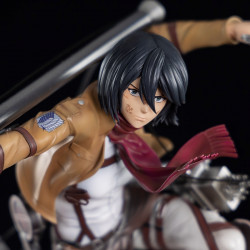 Statue Mikasa vs Armored Titan Oniri Créations