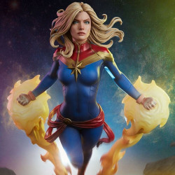 Statue Captain Marvel Premium Format Sideshow