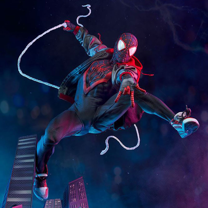 Statuette Miles Morales Art Scale Deluxe - Deriv'Store - Les Spécialistes  en Figurines & Produits Dérivés Geek