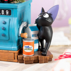 KIKI LA PETITE SORCIERE Diorama Jiji & Caisse Enregistreuse