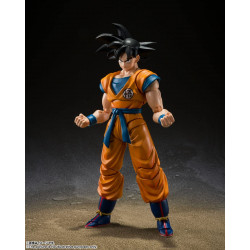 DBS Super Hero SH Figuarts Son Goku Bandai