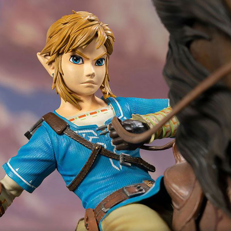 First 4 Figures Link On Horseback Standard Edition Statue - Mint In Box