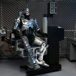 Figurine Battle Damaged RoboCop With Chair Ultimate Neca