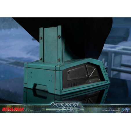 First4Figures – Metal Gear Solid (buste de serpent massif à grande échelle) Statue en résine First4Figures – Metal Gear Solid (buste de serpent massif à grande échelle) Statue en résine