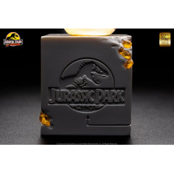 Statue Elephant Mosquito in Amber Elite Creature Collectibles Jurassic Park