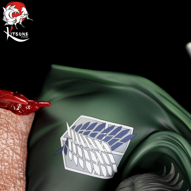 ATTACK ON TITAN Livai Versus Le Titan Bestial Kitsune Statue