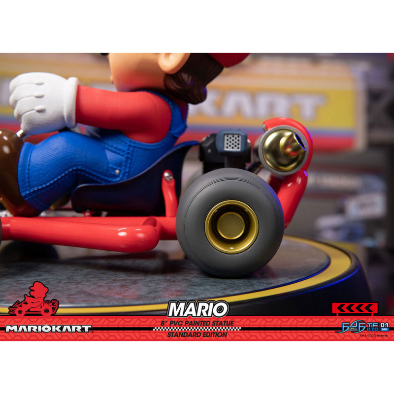 FIGURINE MARIO KART - Mario sur son Kart - Edition Standard EUR 115,00