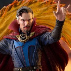 DOCTOR STRANGE Figurine Gallery Stephen Strange Diamond Select Toys