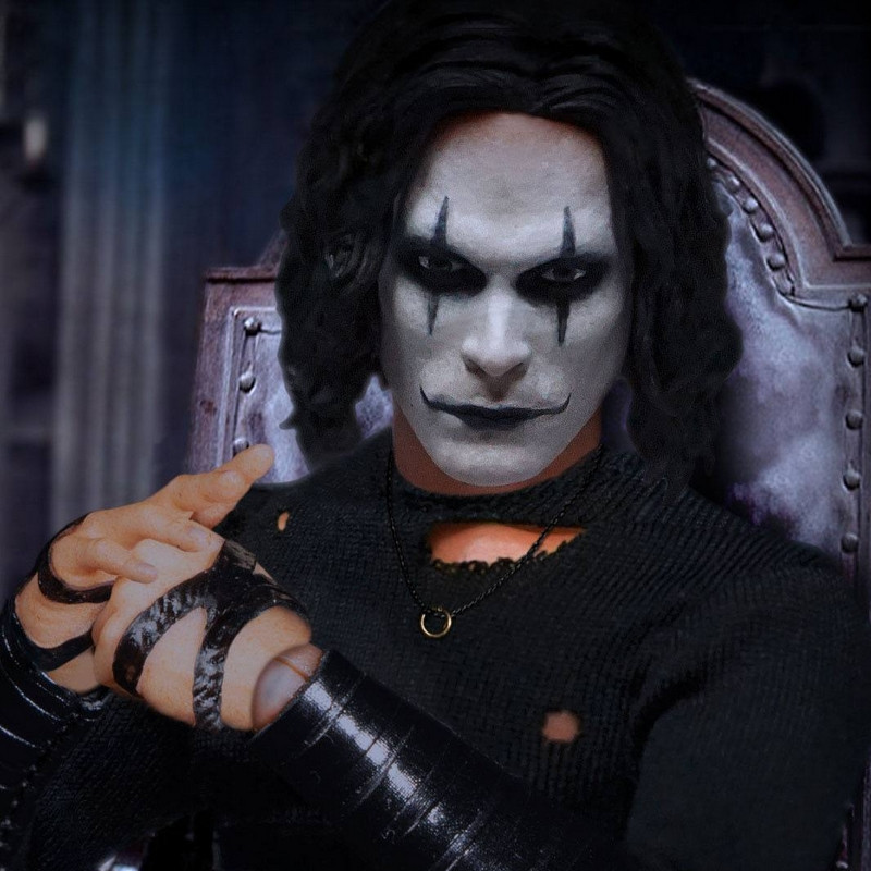 THE CROW Figurine 1/12ème Eric Draven Mezco