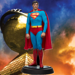 DC Comics statuette Superman 52 cm - La Boutique du Sorcier