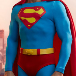 SUPERMAN Statue Premium Format Superman : The Movie Sideshow