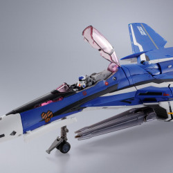 VF-25G Super Messiah Valkyrie Revival Version DX Chogokin Bandai Macross Frontier