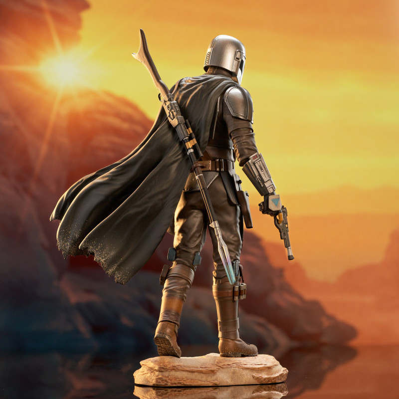 STAR WARS The Mandalorian Statue Din Djarin & The Child Premier ...