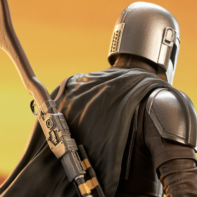 STAR WARS The Mandalorian Statue Din Djarin & The Child Premier ...