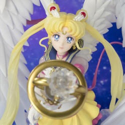 Figuarts Zero Chouette Figurine Eternal Sailor Moon Darkness calls to light, and light, summons darkness Bandai Sailor Moon