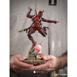 MARVEL Statue Deadpool BDS Deluxe Art Scale Iron Studios