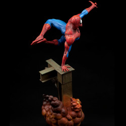 Statue Amazing Spider-Man Premium Format Sideshow