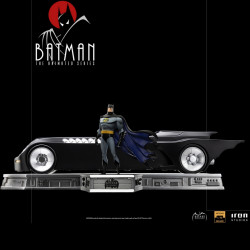 Statue Batmobile & Batman Deluxe Art Scale Iron Studios