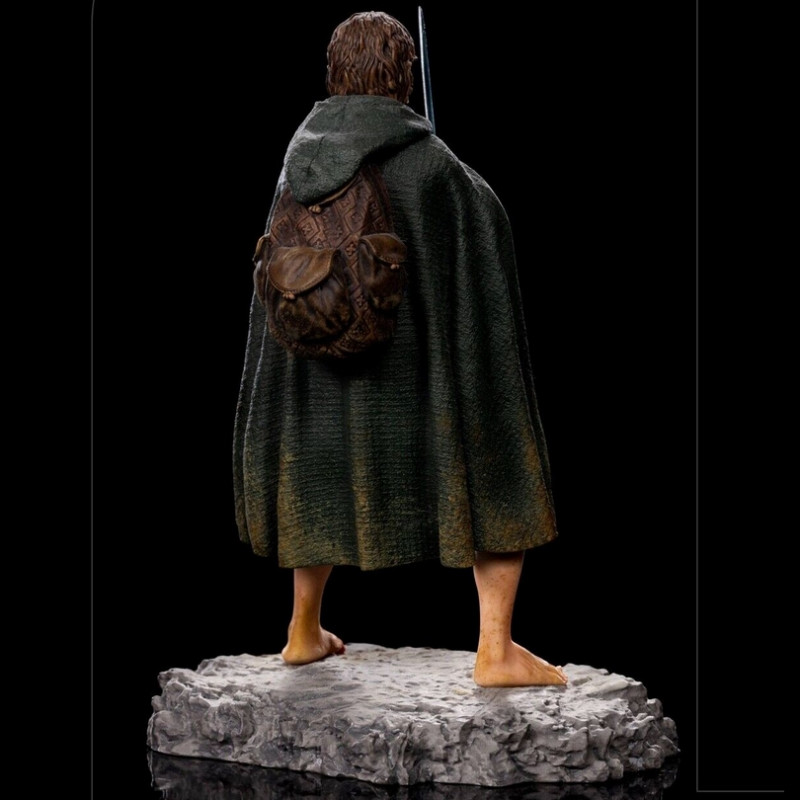Le Seigneur des Anneaux statuette 1/10 Art Scale Aragorn Unleashed - IRON STUDIOS - Hobby One – Figurines & Jeux Vidéo Collector