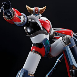 GOLDORAK Figuarts ZERO Touche Métallique Grendizer Bandai