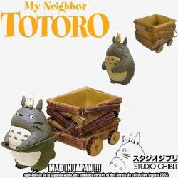 MON VOISIN TOTORO statue Totoro & Chariot