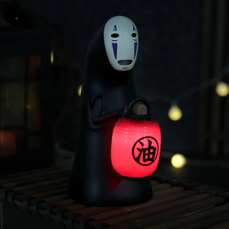 LE VOYAGE DE CHIHIRO Lanterne No Face Benelic LE VOYAGE DE CHIHIRO Lanterne No Face Benelic