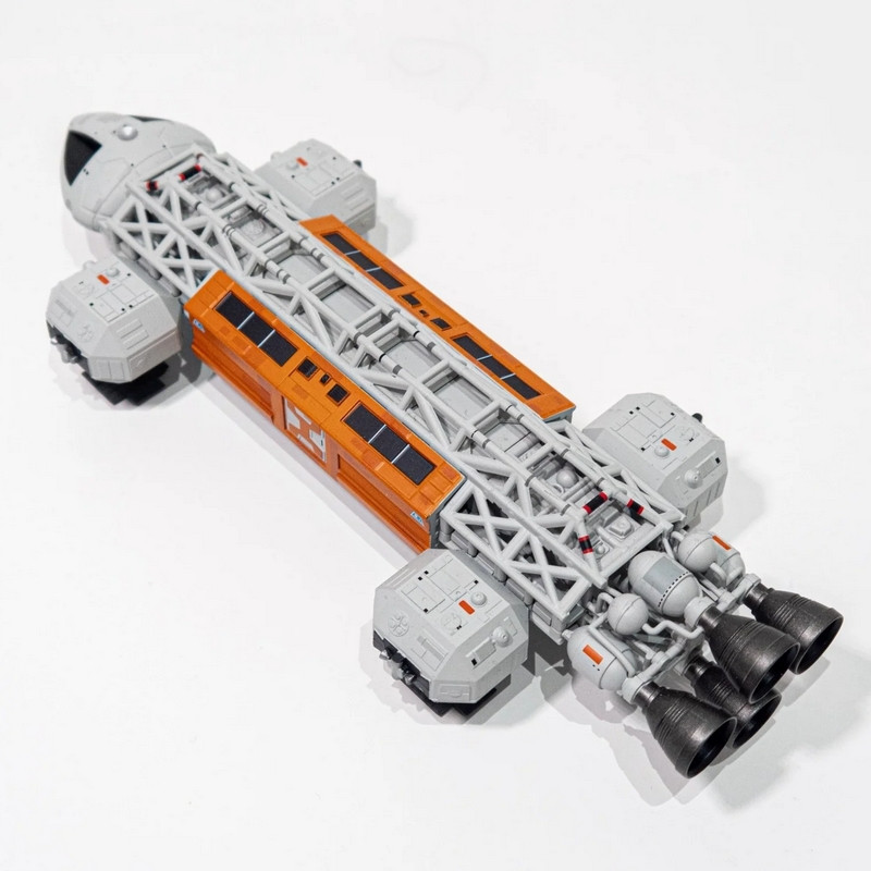 SF Movie Selection - COSMOS 1999 Space : 1999 - Réplique du HAWK MK-IX