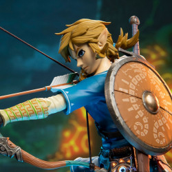 THE LEGEND OF ZELDA Breath of the Wild Statue Link Collector F4F
