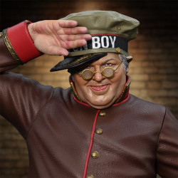 Statue Fred Scuttle Infinite Statue Benny Hill