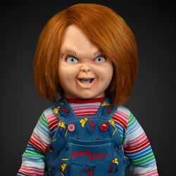 Réplique Poupée Chucky Taille Réelle Neca Chucky