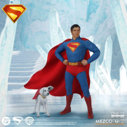 Figurine Superman One:12  Mezco Toyz Superman 2025