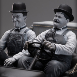 Statue Laurel & Hardy Towed In A Hole Ford T Infinite Statue Laurel & Hardy