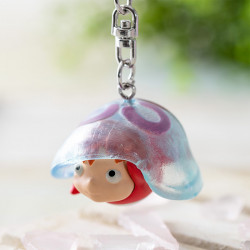 Porte-Clés Ponyo et Méduse Benelic Ponyo sur la falaise