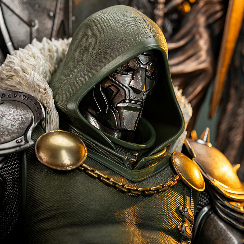 Statue Dr. Doom Premium Collectibles Studio Marvel