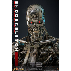 Figurine Movie Masterpiece Endoskeleton Battle Damaged Version Diecast Hot Toys Terminator 2
