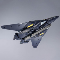 DX Chogokin VF-17S Nightmare Stealth Valkyrie Bandai Macross 7