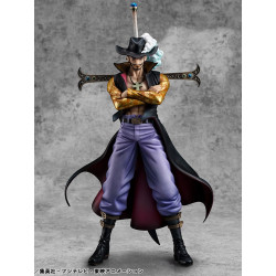 Figurine Hawk Eye Dracule Mihawk Ver. R P.O.P. SA-Maximum Megahouse One Piece