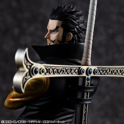 Figurine Hawk Eye Dracule Mihawk Ver. R P.O.P. SA-Maximum Megahouse One Piece