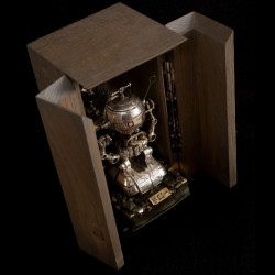 SAN KU KAI Statue Tonto Sidéro 1978-2025 NSDH SAN KU KAI Statue Tonto Sidéro 1978-2025 NSDH