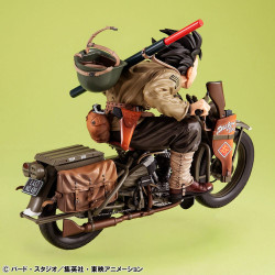 Figurine Desktop Real McCoy Son Goku & Bike Megahouse Dragon Ball Z
