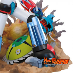 GOLDORAK Diorama Grendizer vs Gin Gin Plastoy