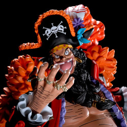Figurine Grandista Marshall D. Teach Banpresto One Piece