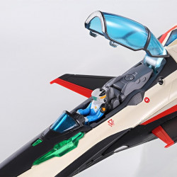 MACROSS 30 YF-29 Durandal Valkyrie DX Chohokin Limited Edition Bandai
